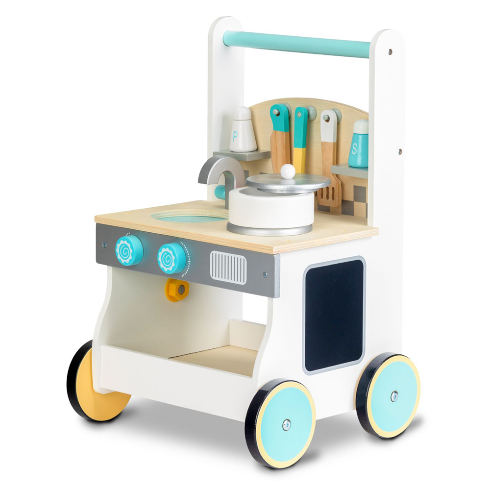Drvena dječja kuhinja na kotačima - cover