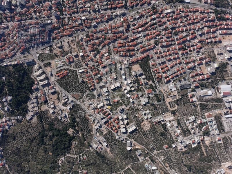 Makarska, građevinsko zemljište za izgradnju vile sa bazenom,  940 m2 - cover