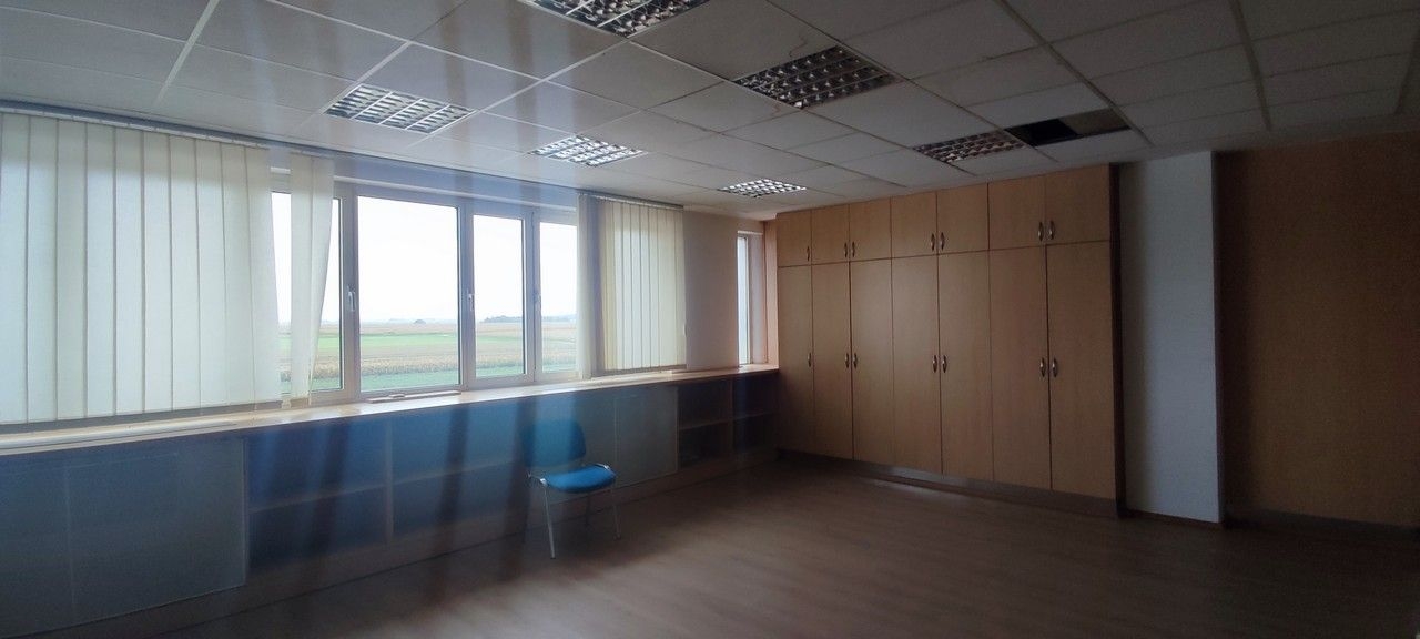 POSLOVNI PROSTORI OD 20 - 60M2 U BELICI - cover