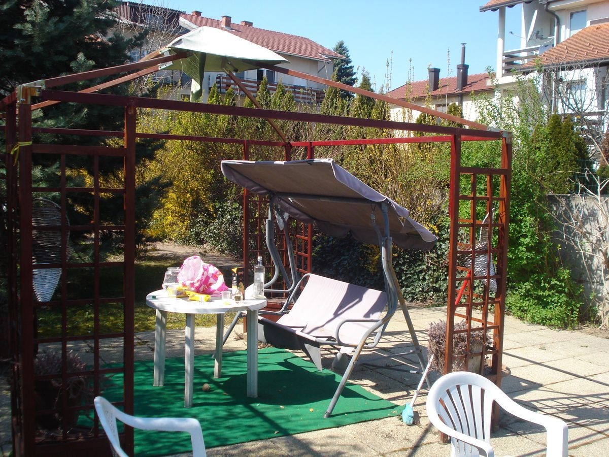 KUĆA SA POSLOVNIM PROSTOROM NA ODLIČNOJ LOKACIJI U ČAKOVCU 870m2 - cover