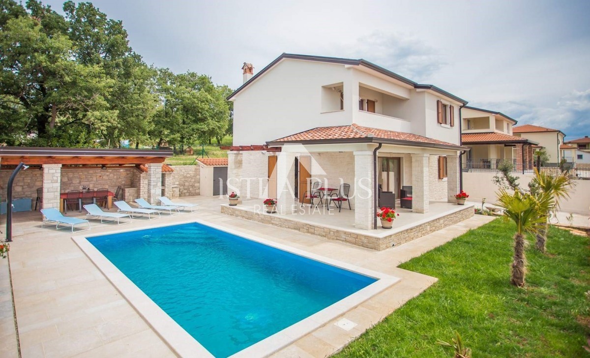 Prekrasna vila sa bazenom u okolici Poreča - cover