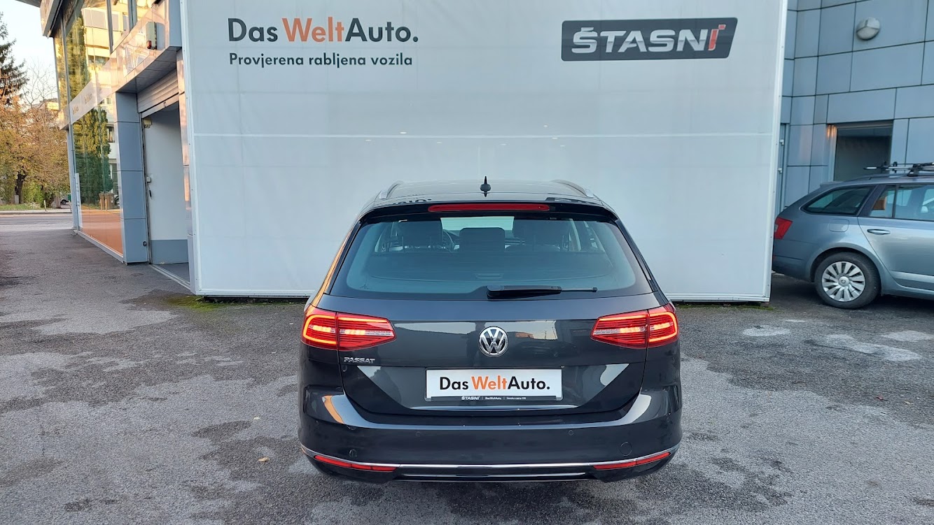 VW PASSAT VARIANT 2.0 TDI DSG Highline - cover