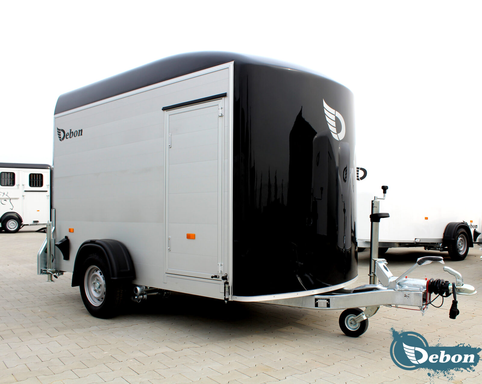 DEBON box prikolica C300 ALU + bočna vrata - cover