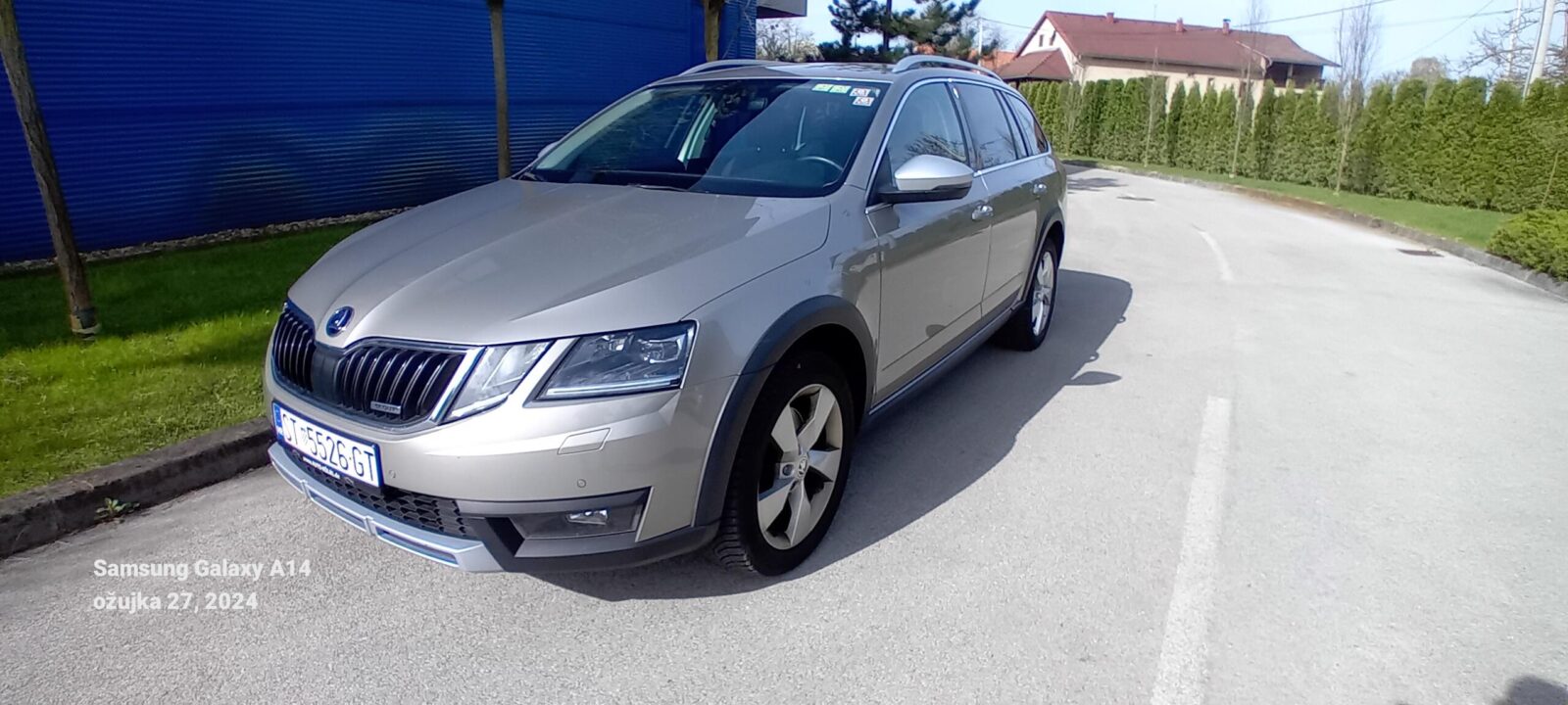 Škoda Octavia Combi Scout 2.0 TDI 4x4 DSG - cover