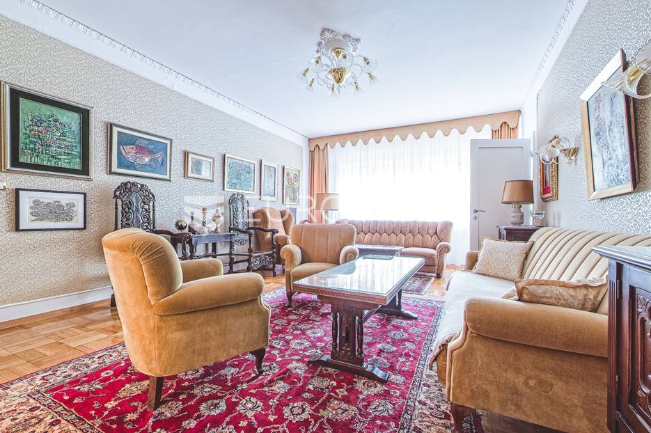 Zagreb, Ribnjak, luksuzan četverosoban stan 140 m2 - cover