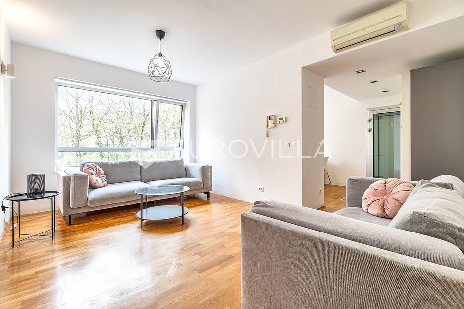 Zagreb, Markuševec dvoetažan četverosoban stan NKP 102 m2 s garažom i parkirnim mjestom - cover