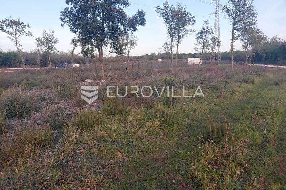 Istra, Peroj, poljoprivredno zemljište 489m2 - cover