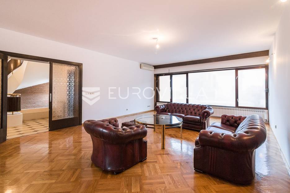 Zagreb, Pantovčak obiteljska kuća - cover