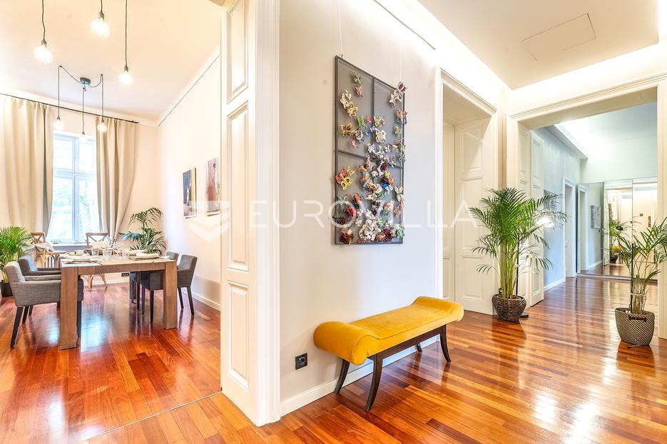 Zagreb, Zrinjevac, luksuzan četverosoban stan 150 m2 s parkingom - cover