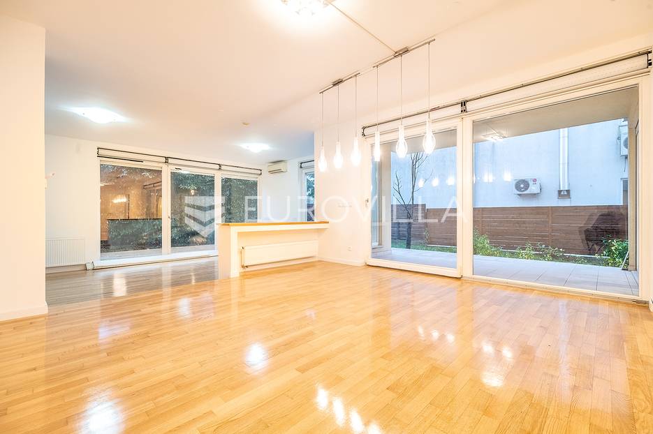 Sveta Nedelja, Hoto Vile prekrasna kuća 448 m2 - cover