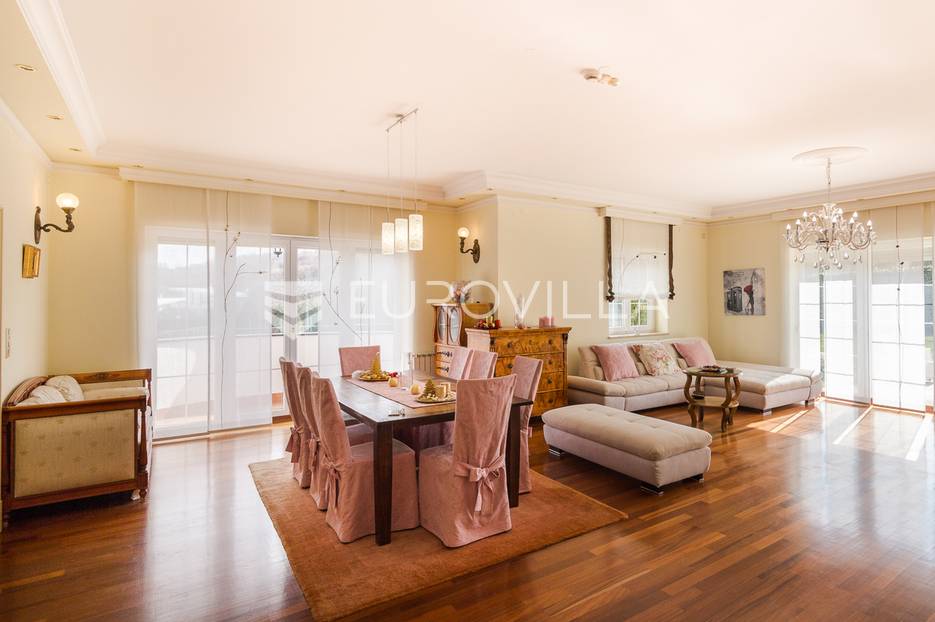 Šestine obiteljska vila 640m2 za najam - cover