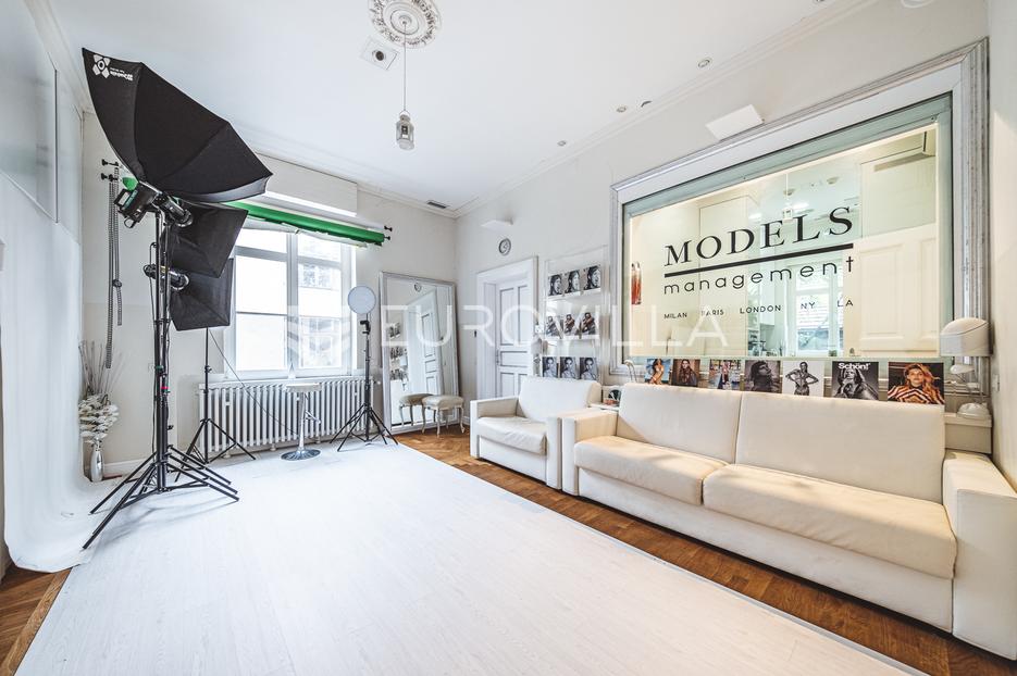 Zagreb, Centar, luksuzan trosoban stan 77m2 - cover