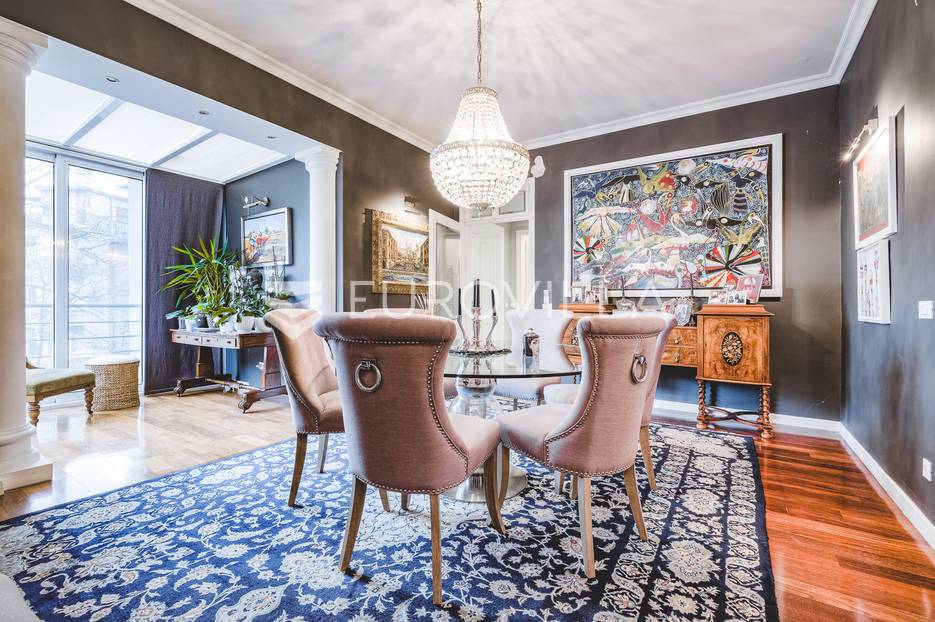 Zagreb, Centar - Tuškanac prekrasan četverosoban stan NKP 150 m2 s tavanom i terasom - cover