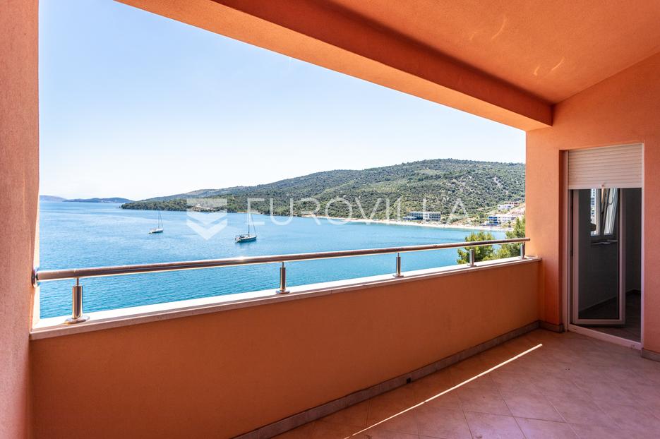 Marina, penthouse s prekrasnim pogledom na more - cover