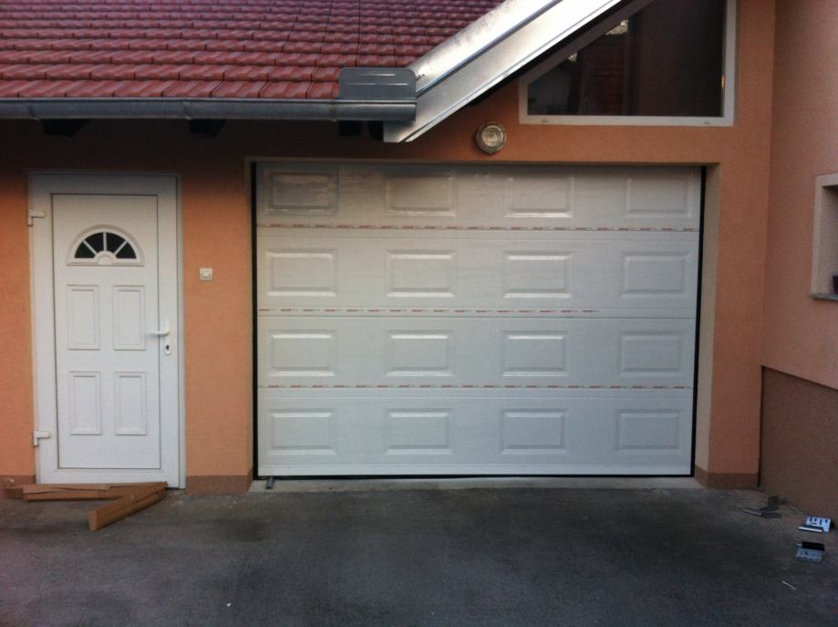 GARAŽNA VRATA SWISS DOOR MATIC 250x215 - cover