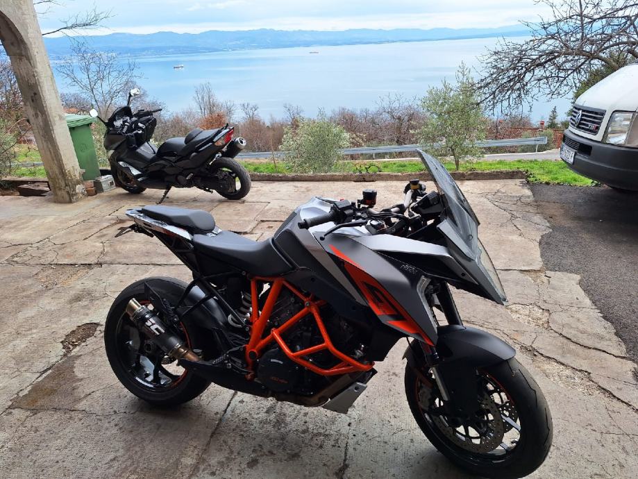 KTM SUPER DUKE GT 1290 ZAMJENA, 2017 god. - cover