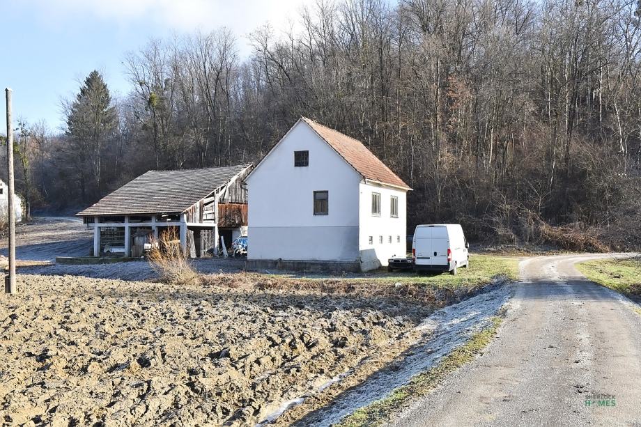 Kuća: Turnišće Desinićko, 140 m2, 28.000 m2, više čestica (prodaja) - cover