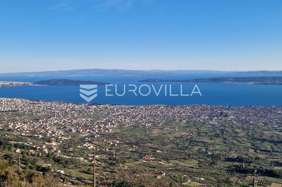 Kaštel Lukšić, stan od 113,85 m2 na drugom katu  s pogledom na more - cover