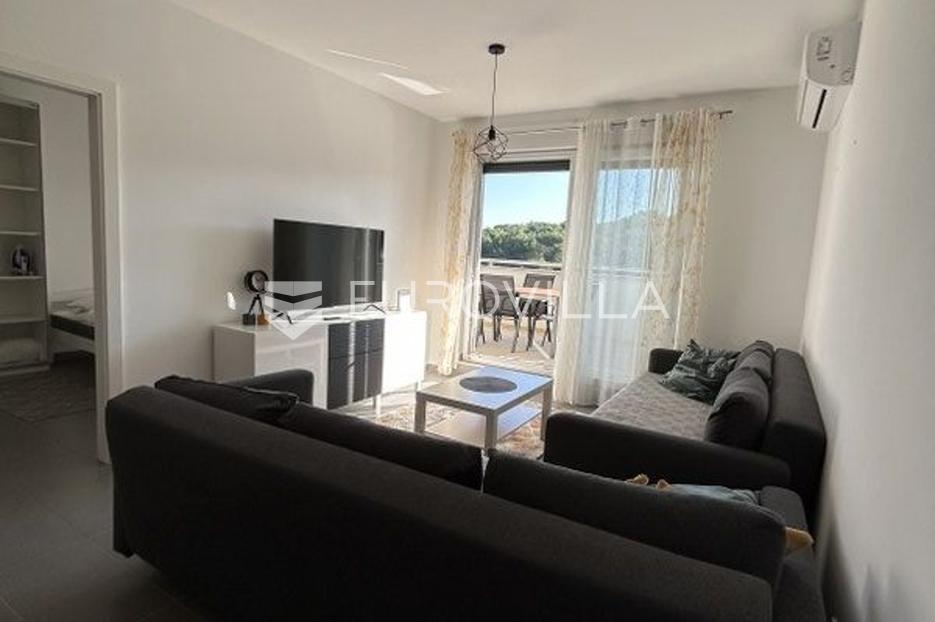 Medulin, Premantura - vrhunski trosobni stan u novogradnji s liftom, 1.kat, NKP 70.73m2-400m od mora - cover