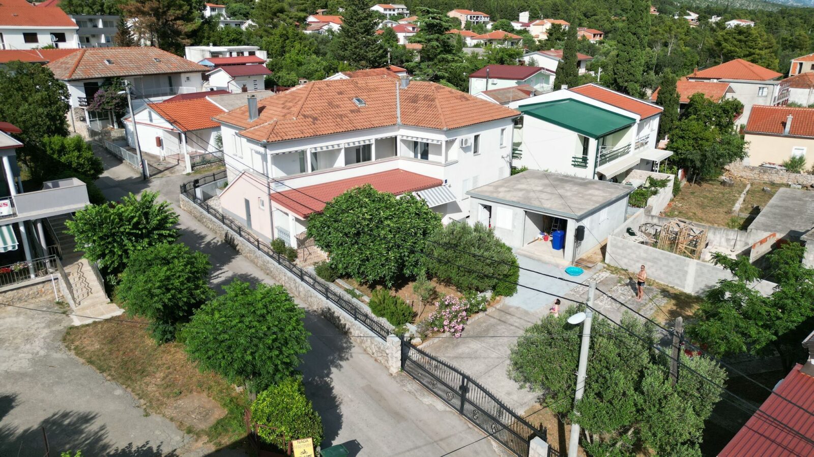 Starigrad, kuća u centru s pogledom na moru - cover