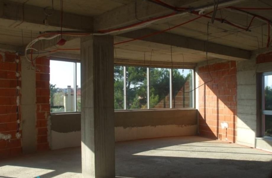 Rovinj, poslovna zgrada, 1472m2 - cover