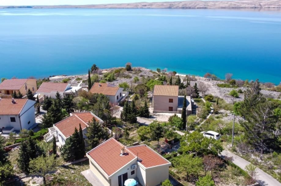Barić Draga, drugi red od mora, kuća na izvrsnoj lokaciji - cover