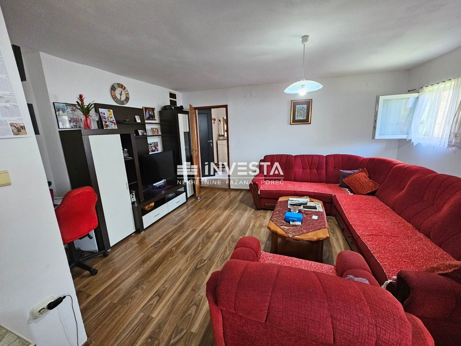 Vodnjan, renovirana kuća u nizu, 150 m2, 3SS+DB - cover