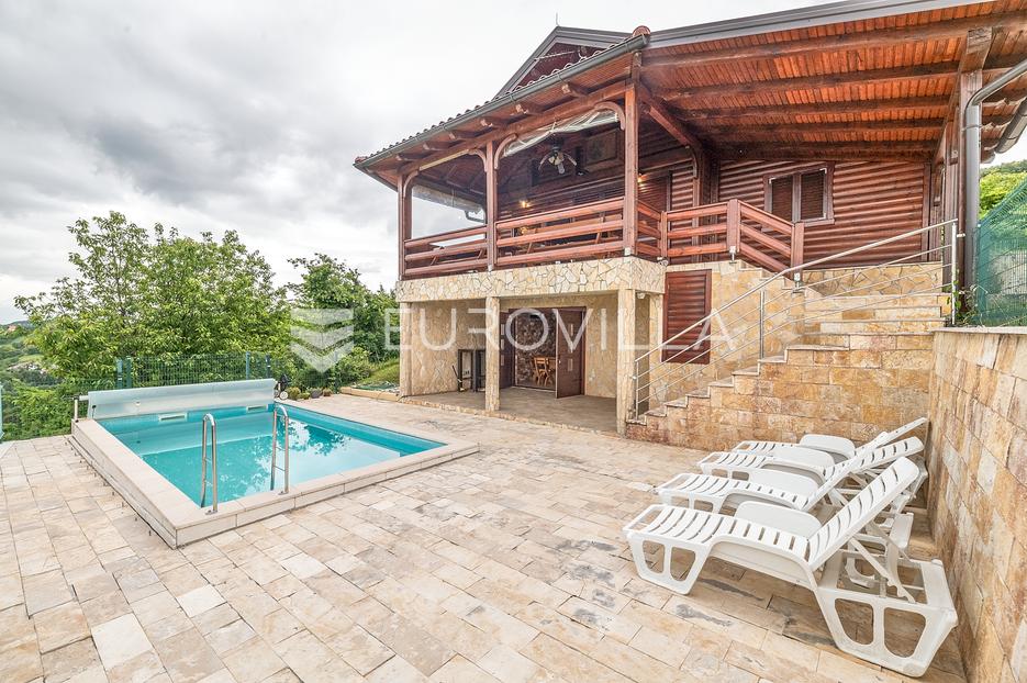 Samobor, Kladje novogradnja prekrasna drvena kuća  165 m2 s bazenom - cover