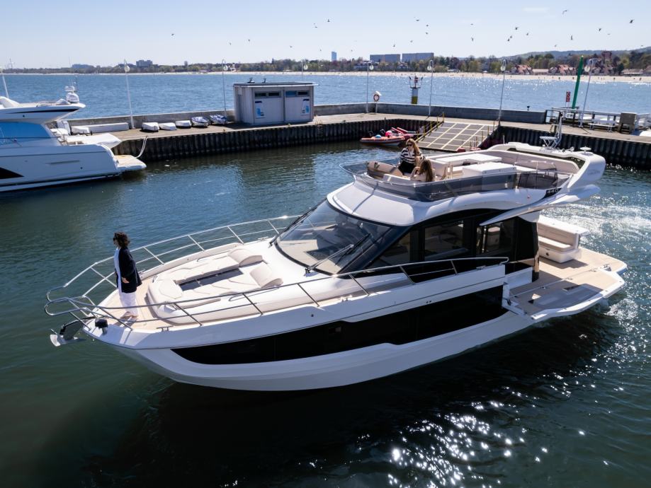 GALEON 440 FLY - cover