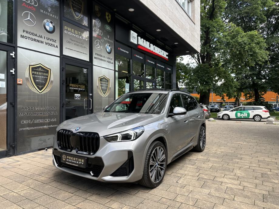BMW X1 xDrive25e *M SPORT*PANORAMA*360°KAM*NAVI*ADAPTIVNA SVJ*HEAD-UP* - cover