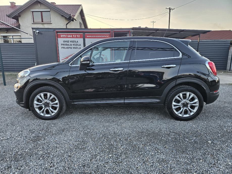 Fiat 500X 1,6 MultiJet 88KW LOUNGE/BIXENON/NAVI/PDC - cover