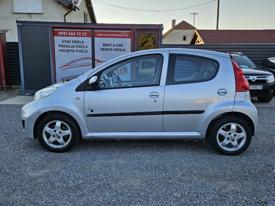 Peugeot 107 1,0 KLIMA/ALU - cover
