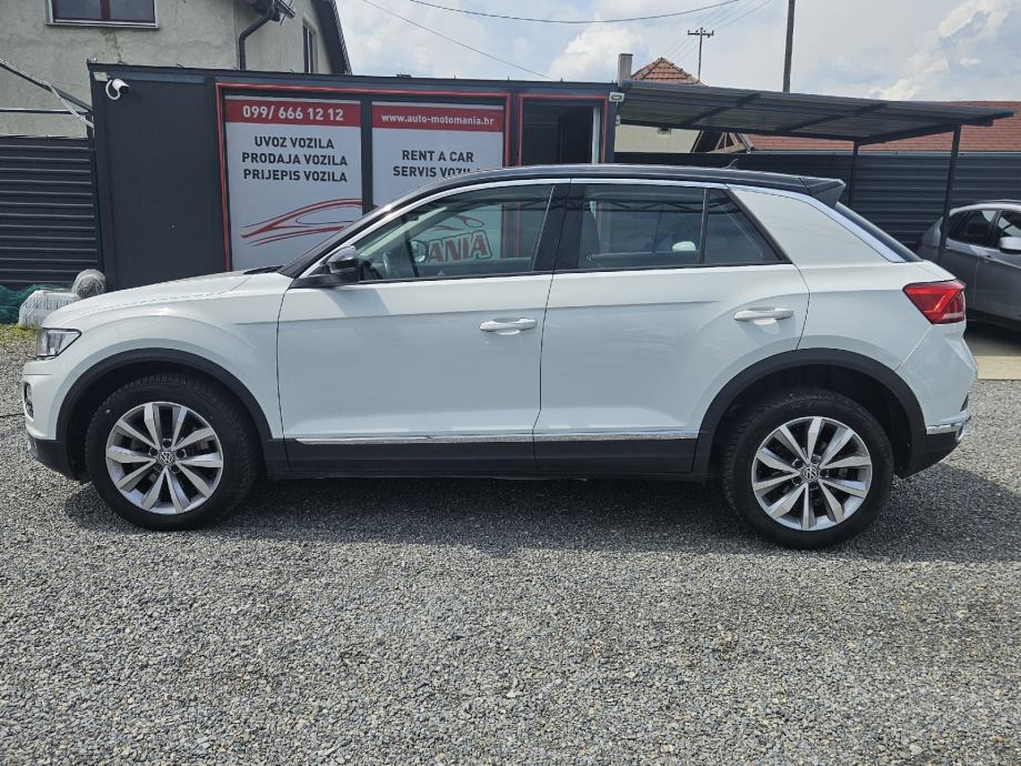 VW T-Roc 1,0 TSI VIRTUAL/LINE ASSIST - cover