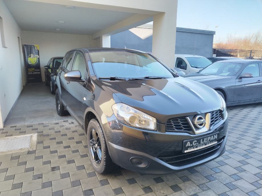 Nissan Qashqai 1,5 dCi 2013god.,1vlasnik,servisna,na ime kupca... - cover