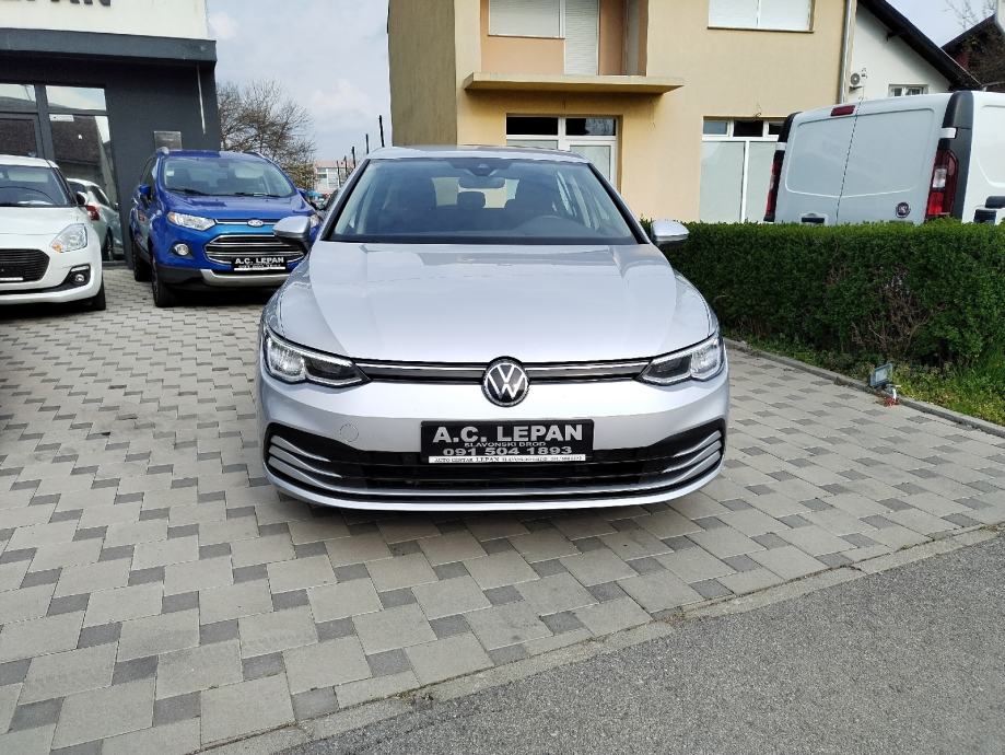 VW Golf 8 2,0 TDI,2020god.,LIFE,NAV,6 BRZINA,TOP STANJE,NA IME KUPCA.. - cover