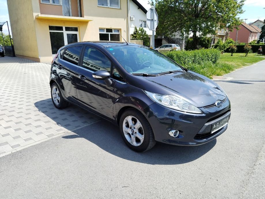 Ford Fiesta 1,4 16V,BENZIN PLIN,2010god.,KLIMA,TITANIUM,NA IME KUPCA.. - cover
