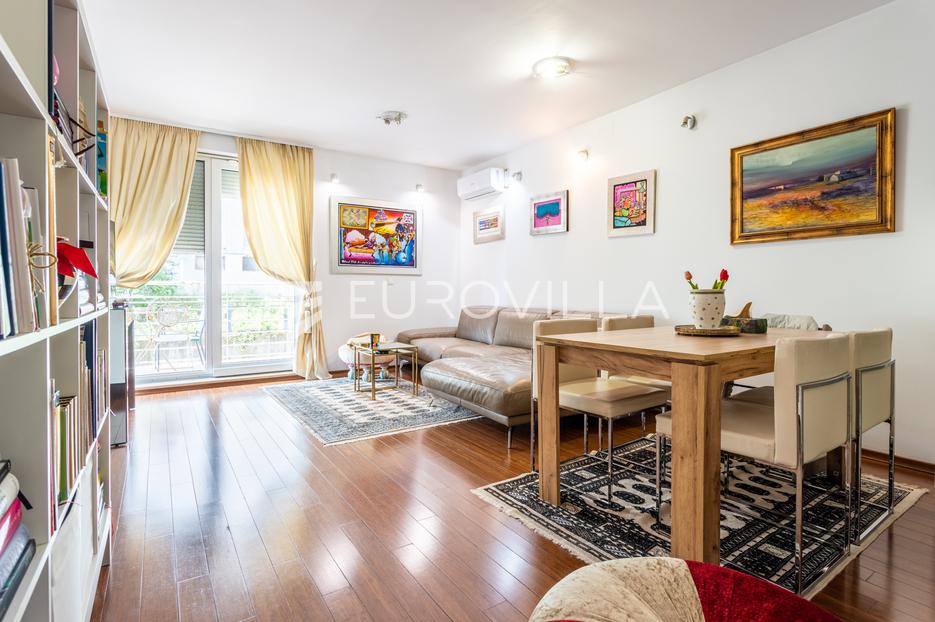 Split, Kocunar, odličan jednosoban stan za dugoročan najam - cover