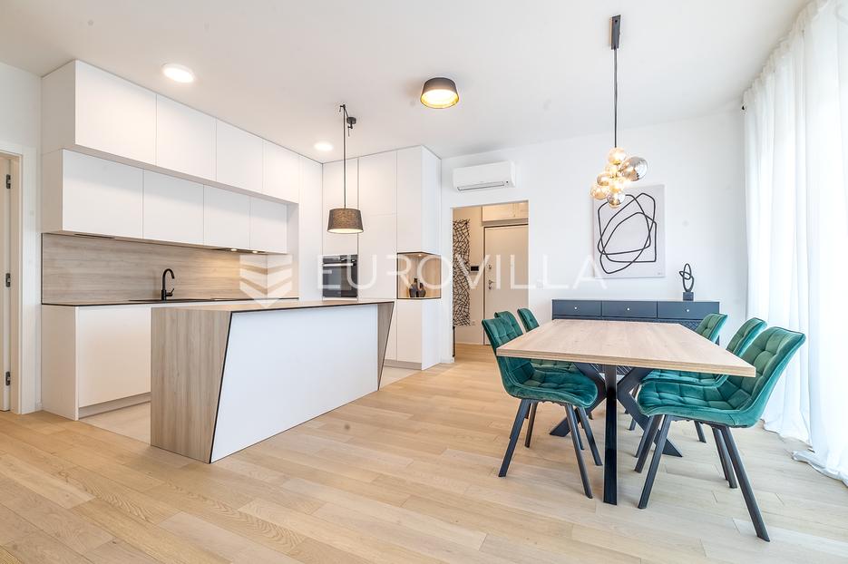 Zagreb, Trnje, Radnička četverosoban stan 110m2 + garaža PRVO USELJENJE - cover