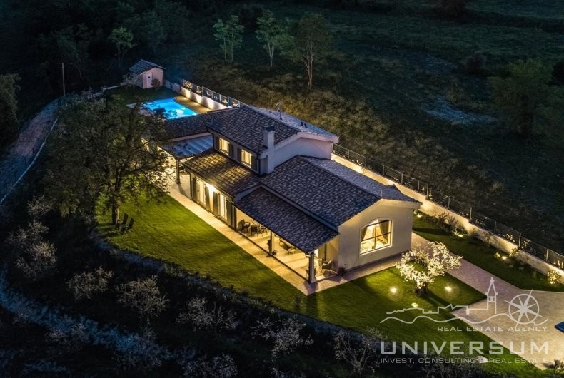 Luksuzna vila u okolici Grožnjana s otvorenim pogledom na brežuljke - cover