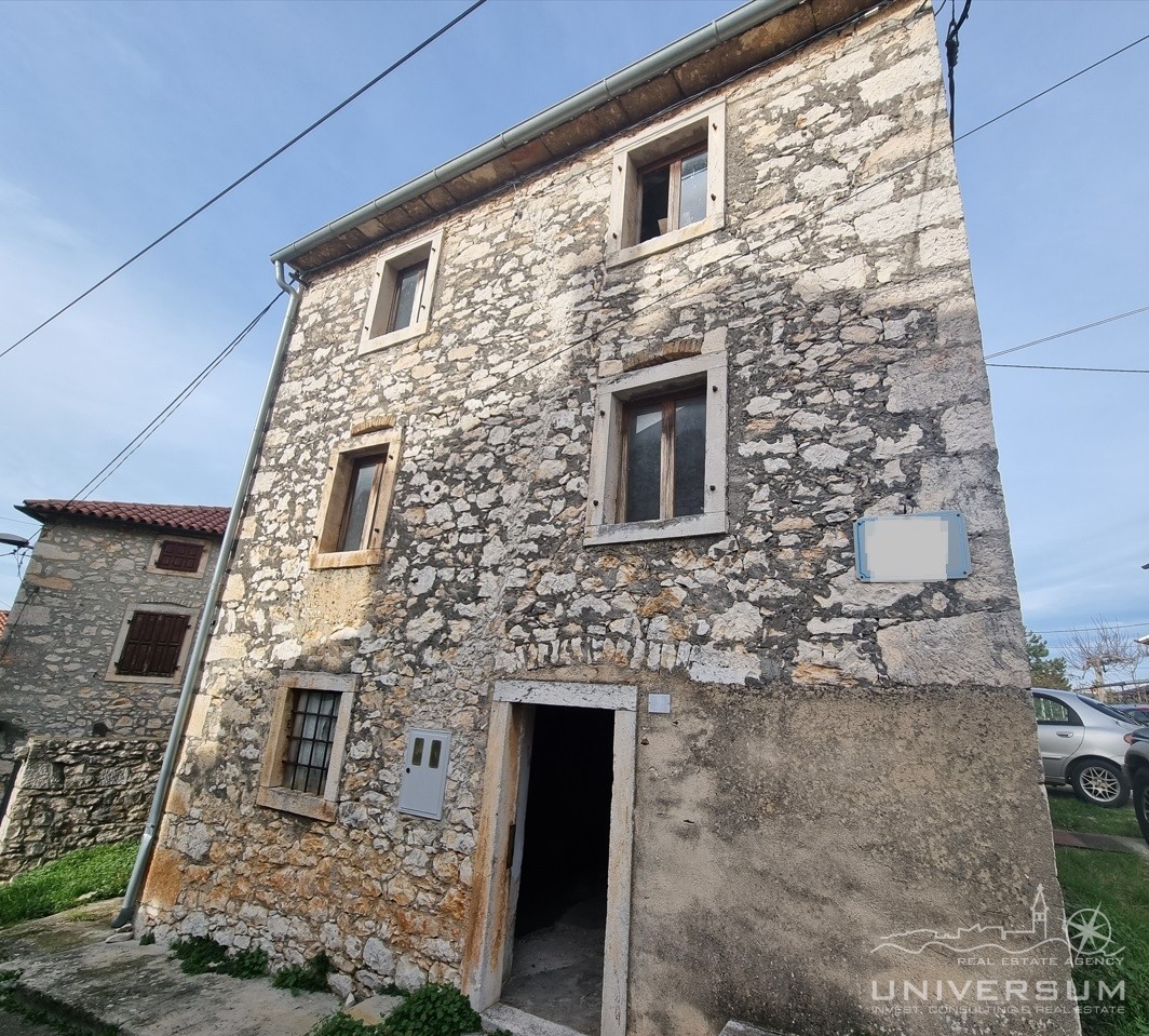 Kamena kuća u Brtonigli - cover
