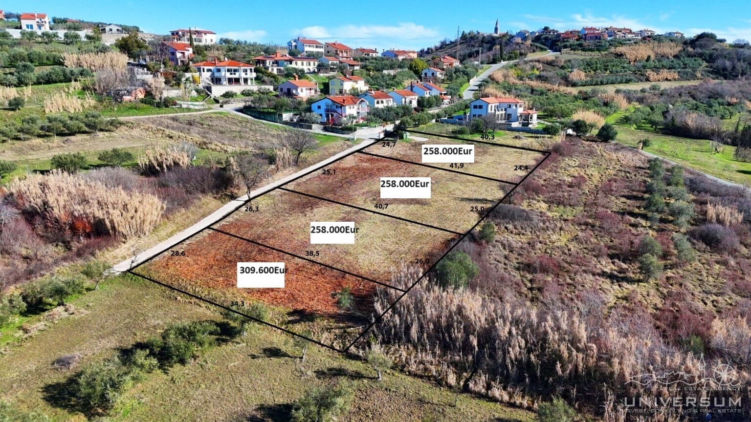 4 građevinska zemljišta s pogledom na more u okolici Buja - cover
