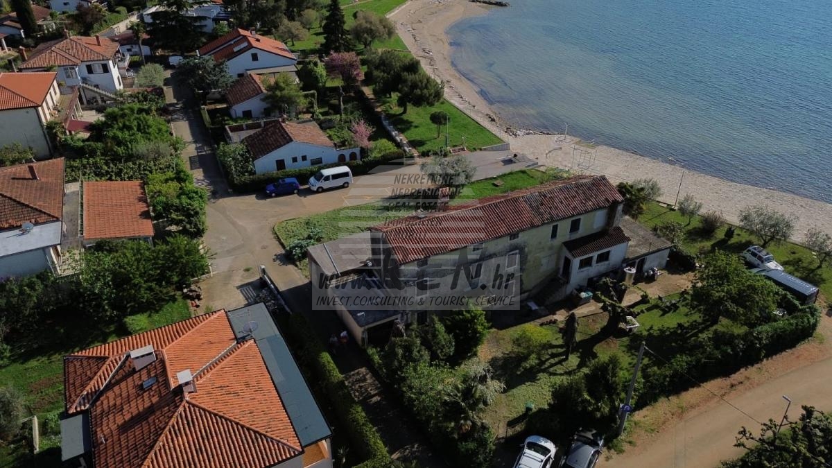 Kuća za renovaciju blizu plaže - cover
