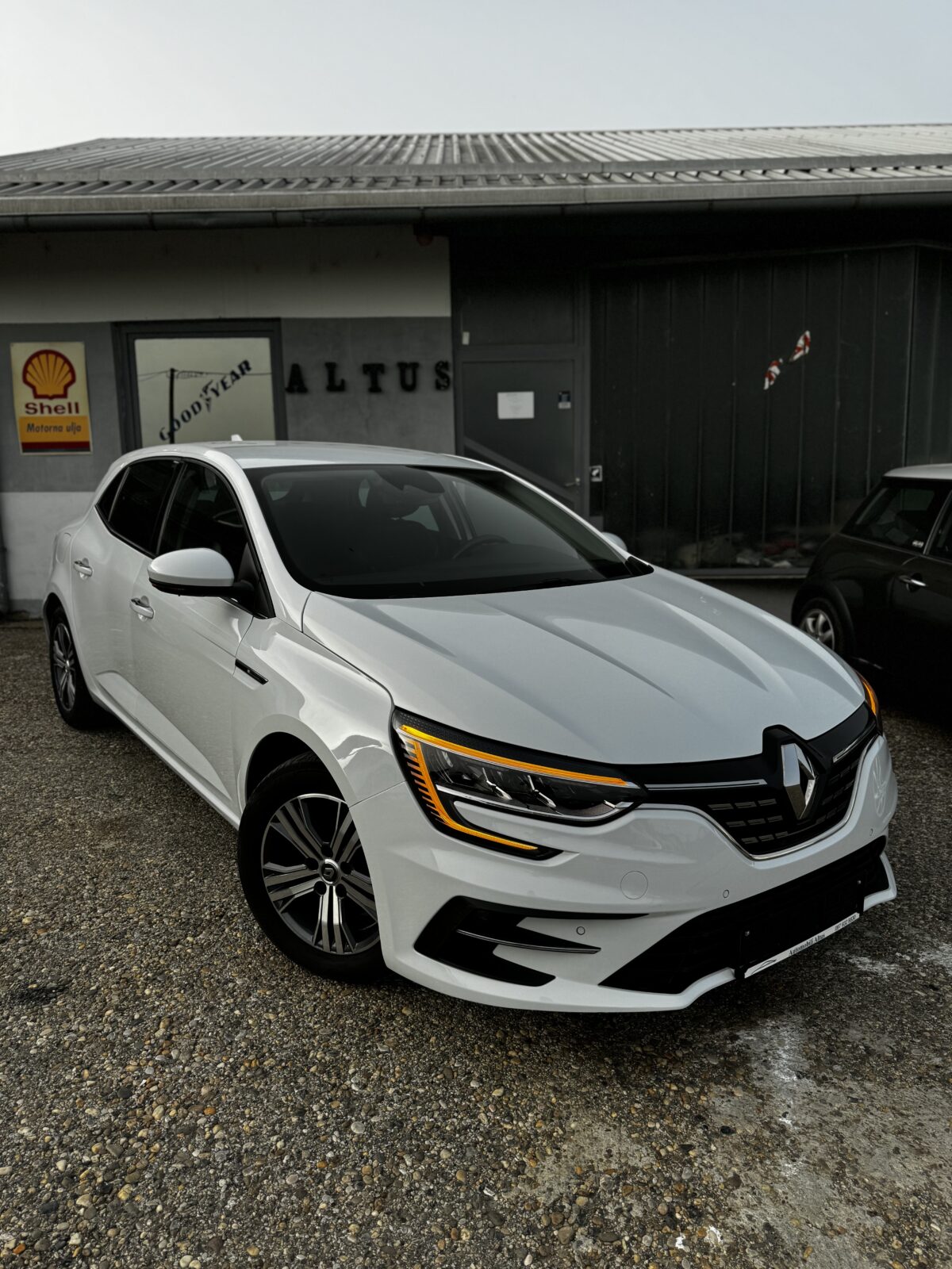Renault Megan 1.5 BluedCi,Jamstvo 12 mj.,Servisna,Alu,Odličan - cover