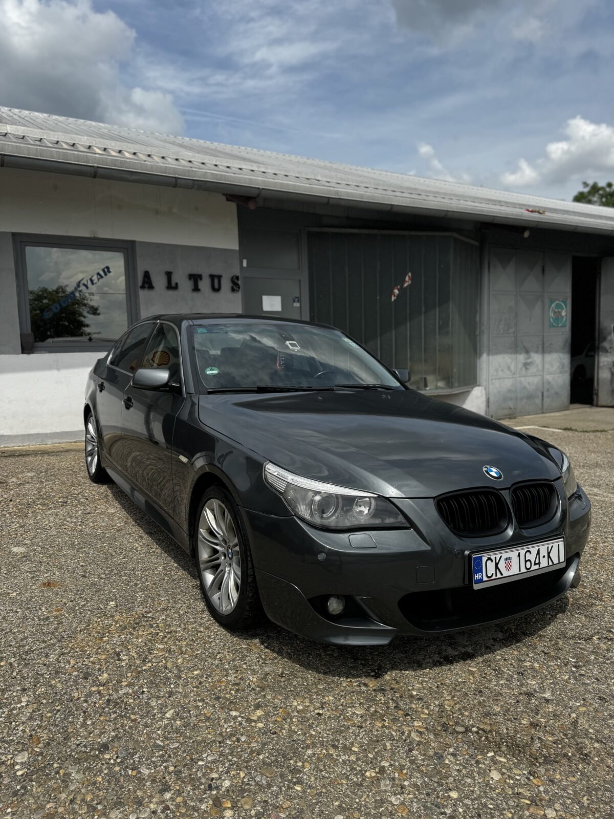 BMW 520(3.0i), M paket, Alu 18 - cover