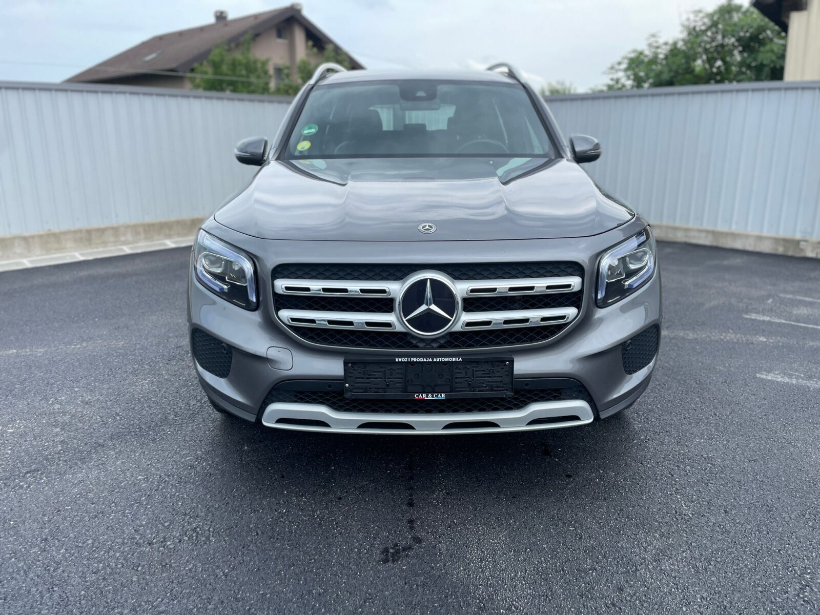 Mercedes-Benz GLB 220D--4MATIC--LED--NAVI--KAMERA-7 SJEDALA - cover