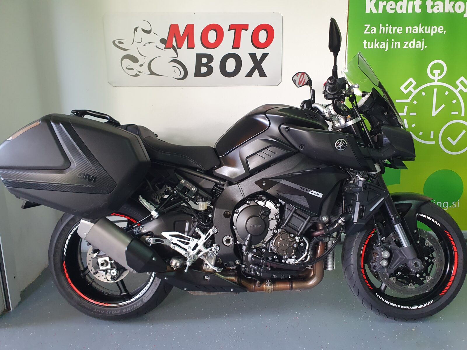 YAMAHA MT 10 ABS TCS QS KOFERI 1.VLASTNIK - cover