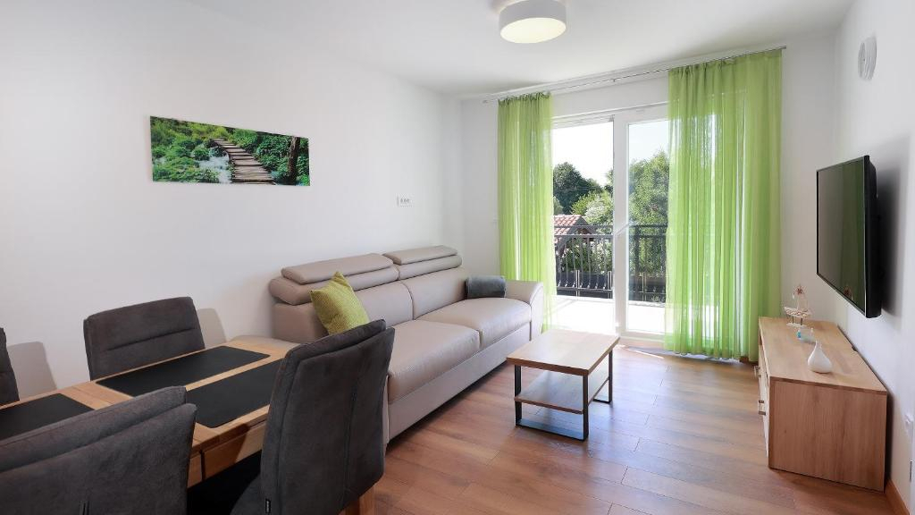 Apartment Sea View 2 - cover