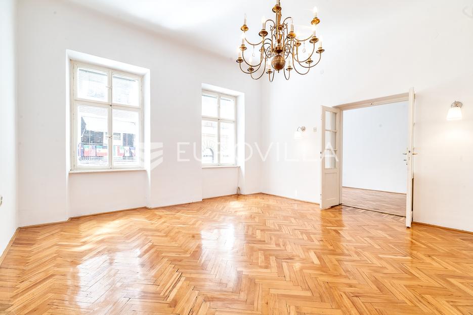 Zagreb, centar, Tkalčićeva ulica dvosoban stan 60 m2 - cover