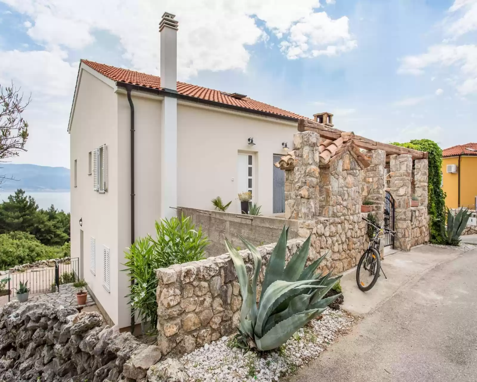 ELI 3 – S ODLIČNIM POGLEDOM NA MORE I VRBNIK - cover