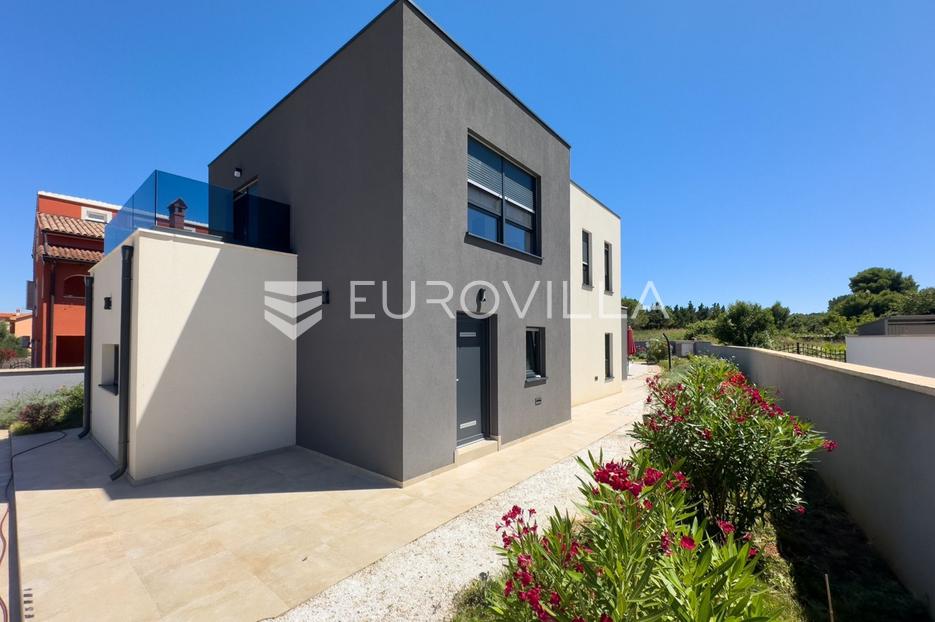 Istra, Ližnjan elegantna moderna samostojeća kuća s bazenom u blizini plaža - cover